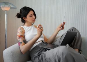 esperar entre tatuajes